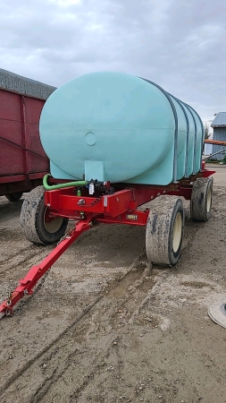 Horst 15 Ton Wagon w/2650 Gallon Poly Tank