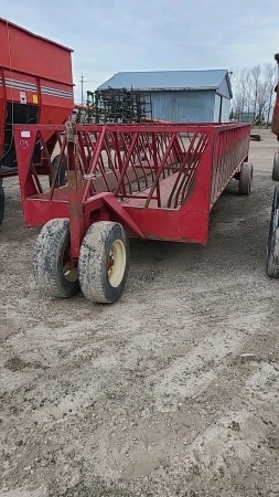 JBM Cattleman's 24ft Feeder Wagon