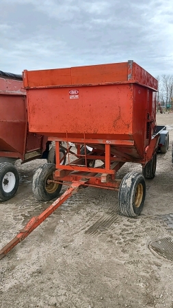 Bruns Approx 180bu Gravity Wagon