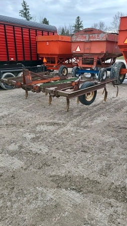Glencoe 10 Shank 3pth Chisel Plow