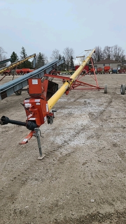 Westfield MK 80-61 PTO Auger with Swing Auger