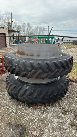 Pair of 14.9R46 Snap-On Duals