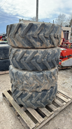 4 Used 12.5-30R18 Tires and Rims