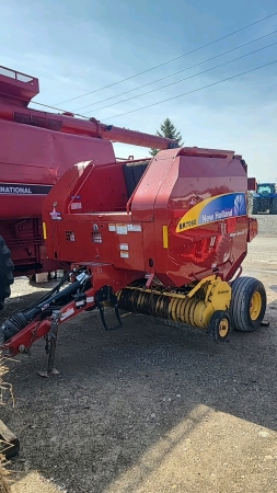 New Holland BR7060 Silage Special Round Baler