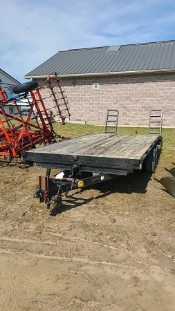 1994 18ft x 8ft Tandem Deckover Trailer