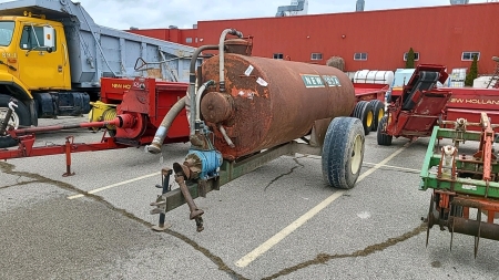 New Ideal 1000Gal. Liquid Manure Tank