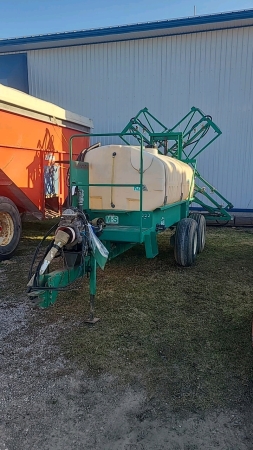 MS R2840 700 Gallon Tandem Sprayer