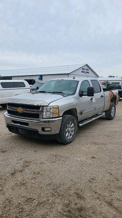 2012 Chev 2500 Z71 4WD Diesel Crew Cab Truck