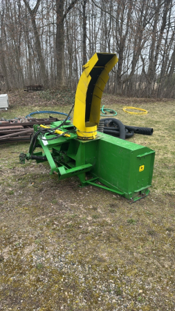 John Deere 7.5ft Double Auger Snowblower