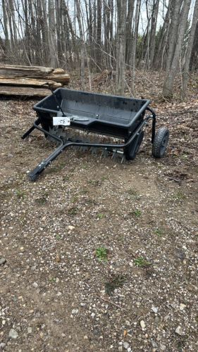 Agri-Fab 30in Fertilizer Spreader