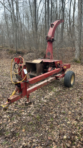New Holland 717 Harvester