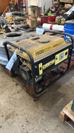 Champion 1200 Watt Gas Generator