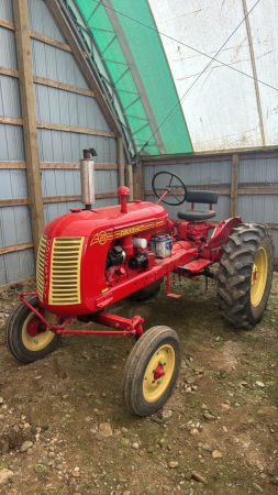 Cockshutt 20 Gas Tractor