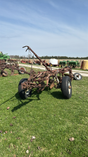 International 4 Furrow Trail Plow