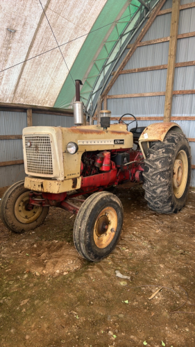 Cockshutt 570 Super Diesel Tractor