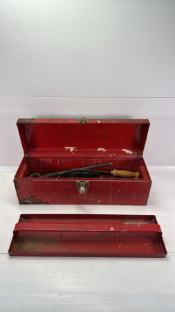19in Metal Toolbox with Contents