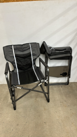 (2) Folding Lawn Chairs w/Trays