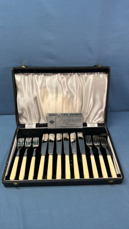 Crusade 6 Place Knife & Fork Set