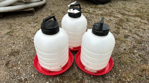 3 Millside 5 Gallon Poultry Drinkers