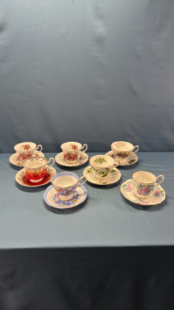 (7) Cups & Saucers