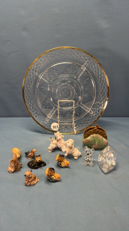 10in Glass Relish Tray w/Qty of Tea Figurines