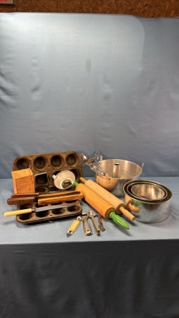 Quantity of Kitchen wares