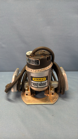 Small Stanley Rout'About