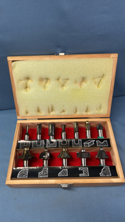 Lee Valley 12 PC 1/2In Shank Router Bit Set