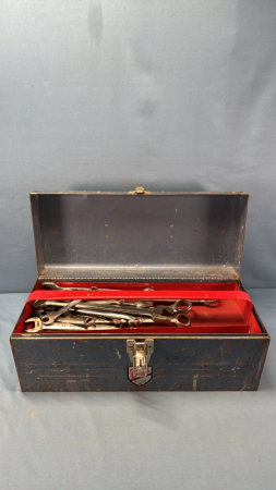Metal 17in Tool Box