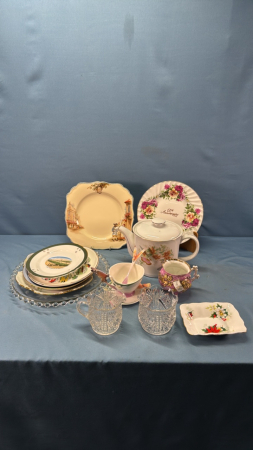 Miscellanous Glass & China Lot