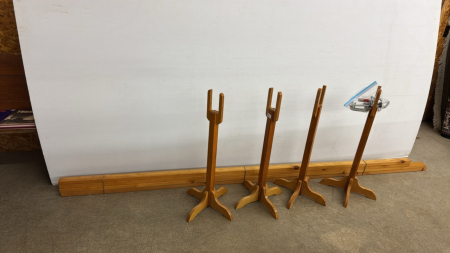 Quilt Stand with Clamps