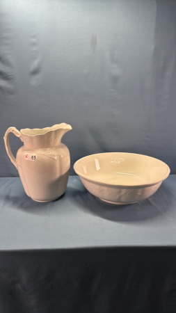 Chamber Pitcher & Basin