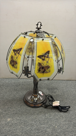 22in High Touch Lamp with Butterfly Motief