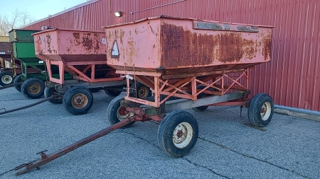 Turnco Approx. 175bu Gravity Wagon