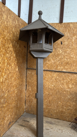 Bird Feeder on 4x4 Posts