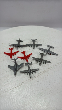 (8) Plastic Planes