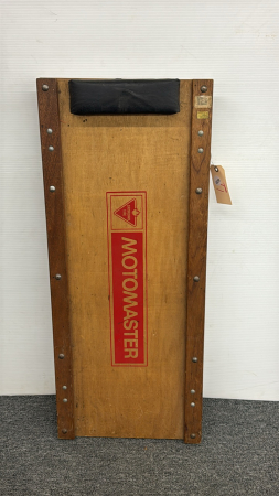 Motomaster Wooden Mechanics Creeper