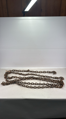 Approx. 16ft Chain with 2 Hooks