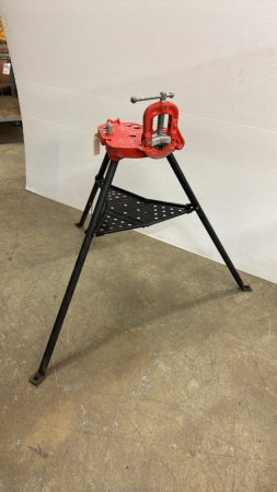 Ridgid Yoke Type Tri Stand