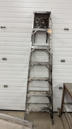 7ft Aluminum Step Ladder