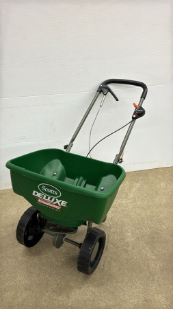 Scotts Lawn Fertilizer Spreader