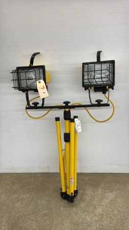 Dual Halogen Work Light with Stand