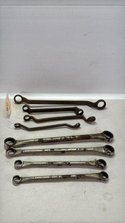 Quantity of Double End Box End Wrenches