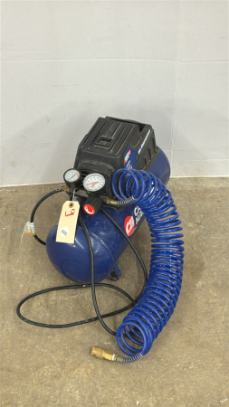 Campbell Hausfield Portable Air Compressor