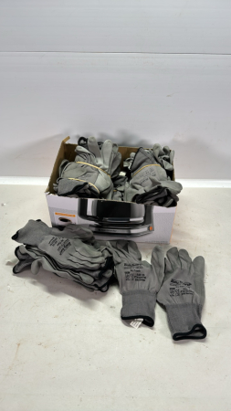 Approx. 30 Pair of Extra Small Work Gloves
