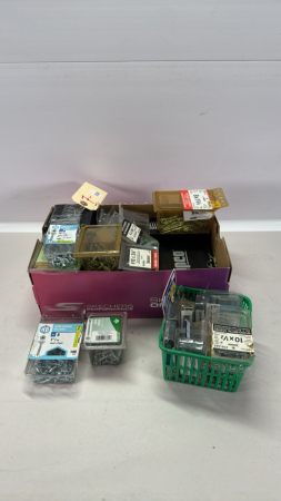 Assortment of Wood Screws