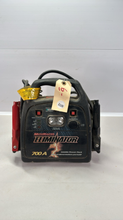 Motomaster Elminator 700 AMP Mobile Power Pack