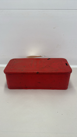 IH Tractor Toolbox