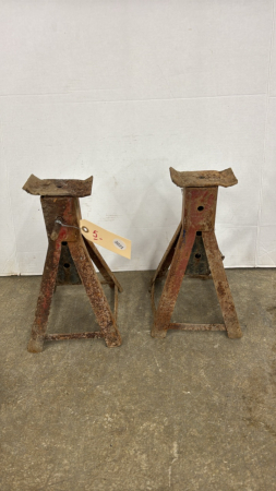 (2) 13in Tall Axle Stands