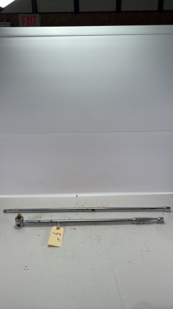 Breaker Bar & Extension Lot